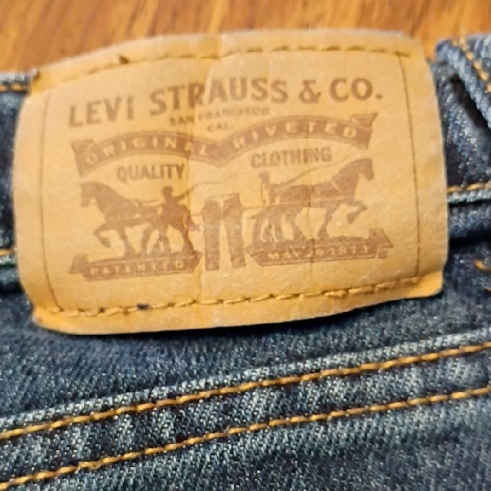 🩷Levi's Classic Blue Wide Leg Jeans Girls Size 8 - Picture 4 of 10